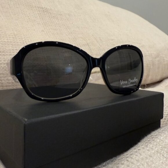 New-Unworn VERA BRADLEY 56mm Round Sunglasses -Floral - Picture 3 of 11